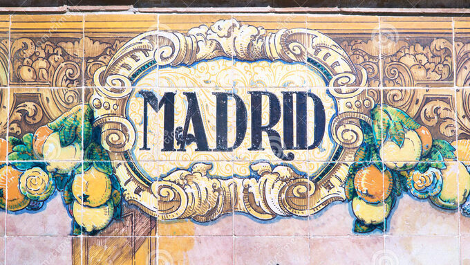 madrid-written-azulejos-painted-plaza-de-espana-sevilla-45569419.jpg